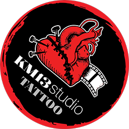 logo KM13 Studio Tattoo - Estudio de Tatuajes en Astrabudua Erandio Bizkaia Bilbao Getxo